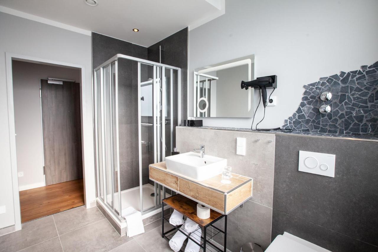 Elens Hotel BRE Екстериор снимка