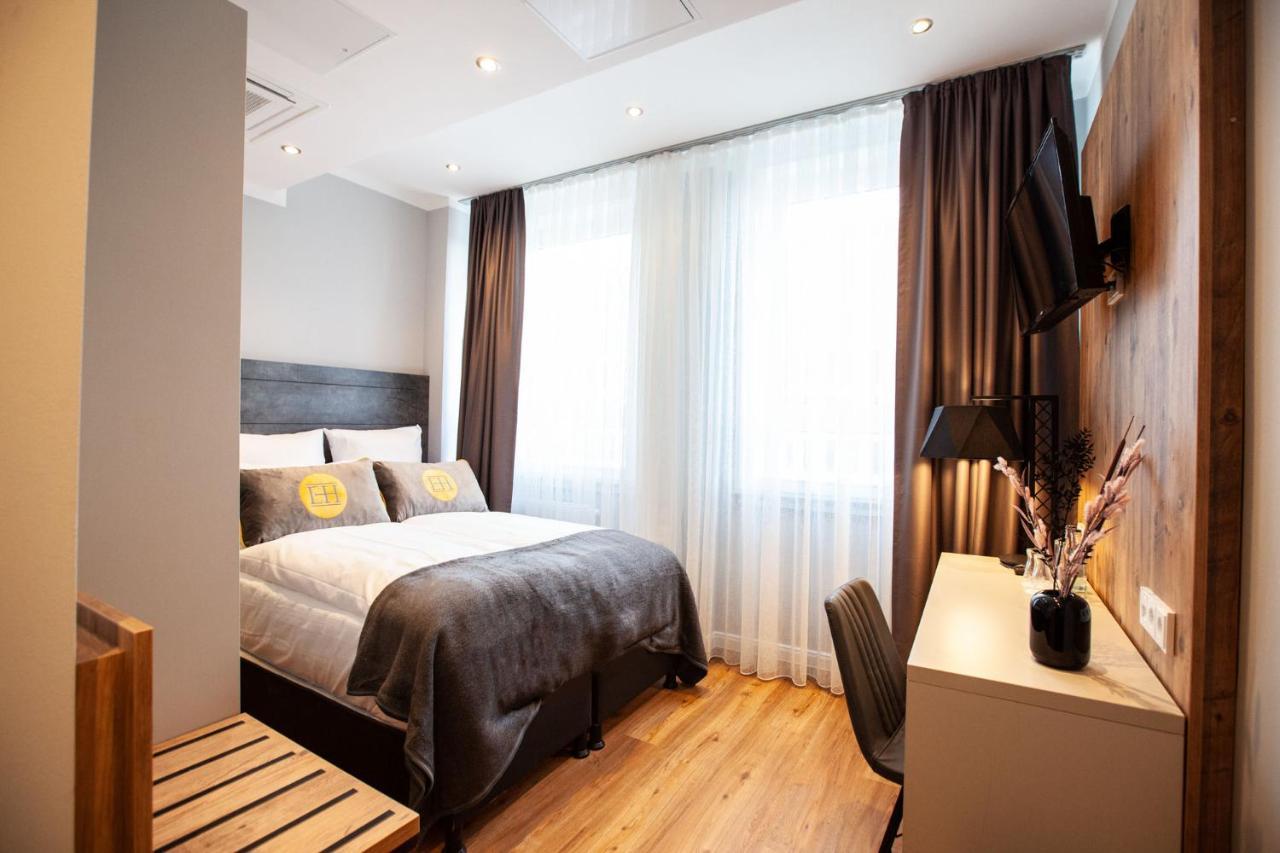 Elens Hotel BRE Екстериор снимка