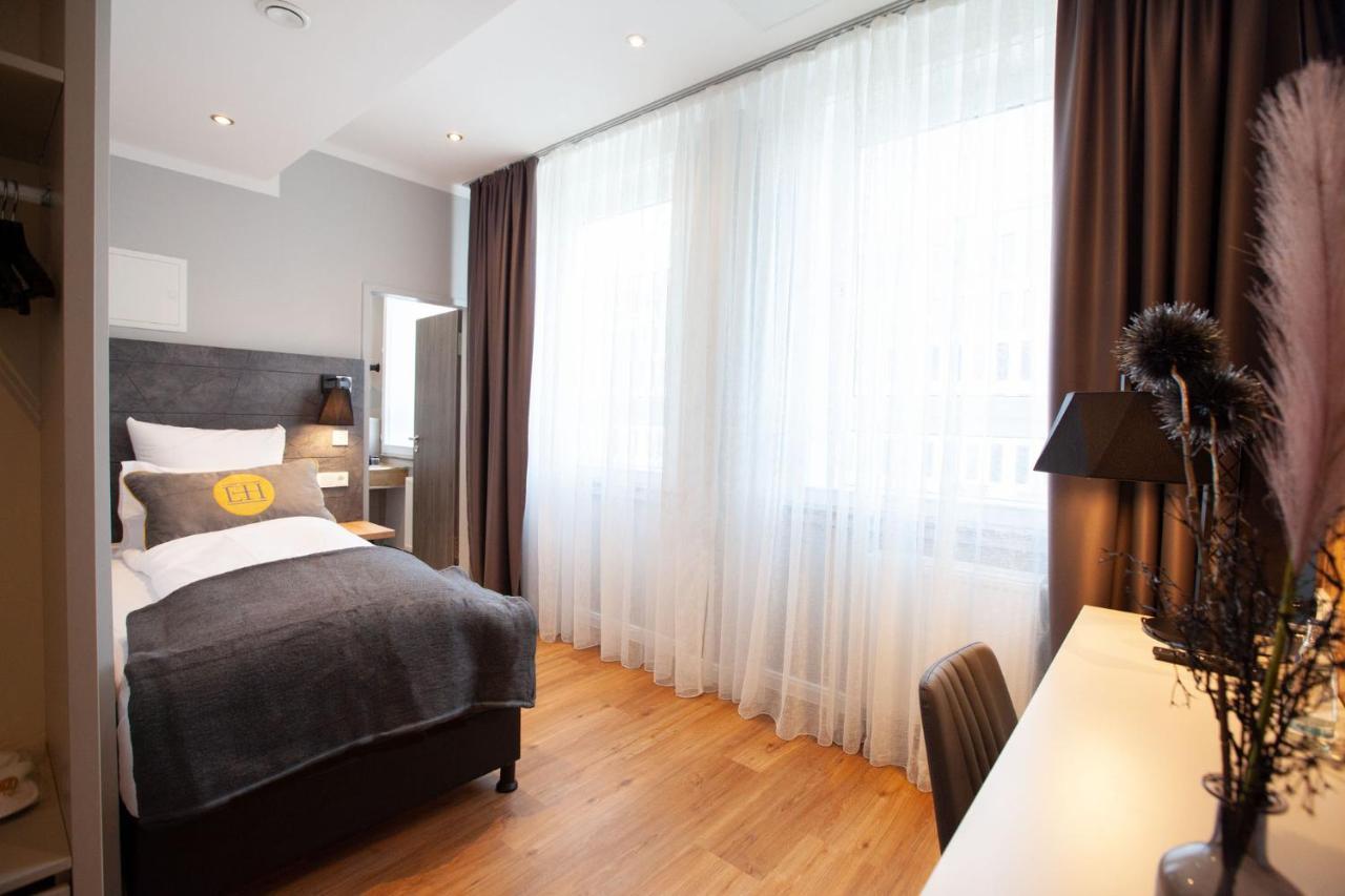 Elens Hotel BRE Екстериор снимка